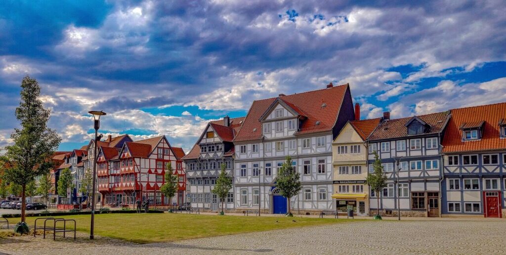 building, facade, house, architecture, lower saxony, wolfenbüttel, downtown, truss, historical, city, historic center, old, modernized, germany